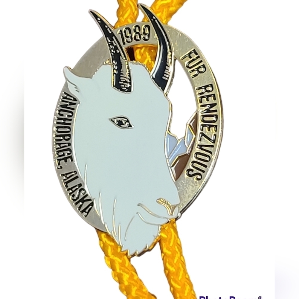 1989 Bolaro tie Alaska Fur Rendezvous Mountain goat